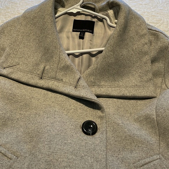 Like New Wool coat - Banana Republic XS - Picture 4 of 13